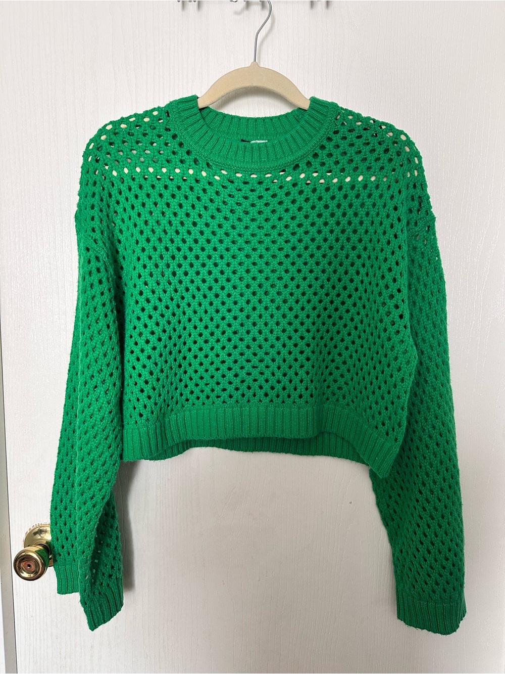 Divided Open Weave Cropped Sweater, size Small